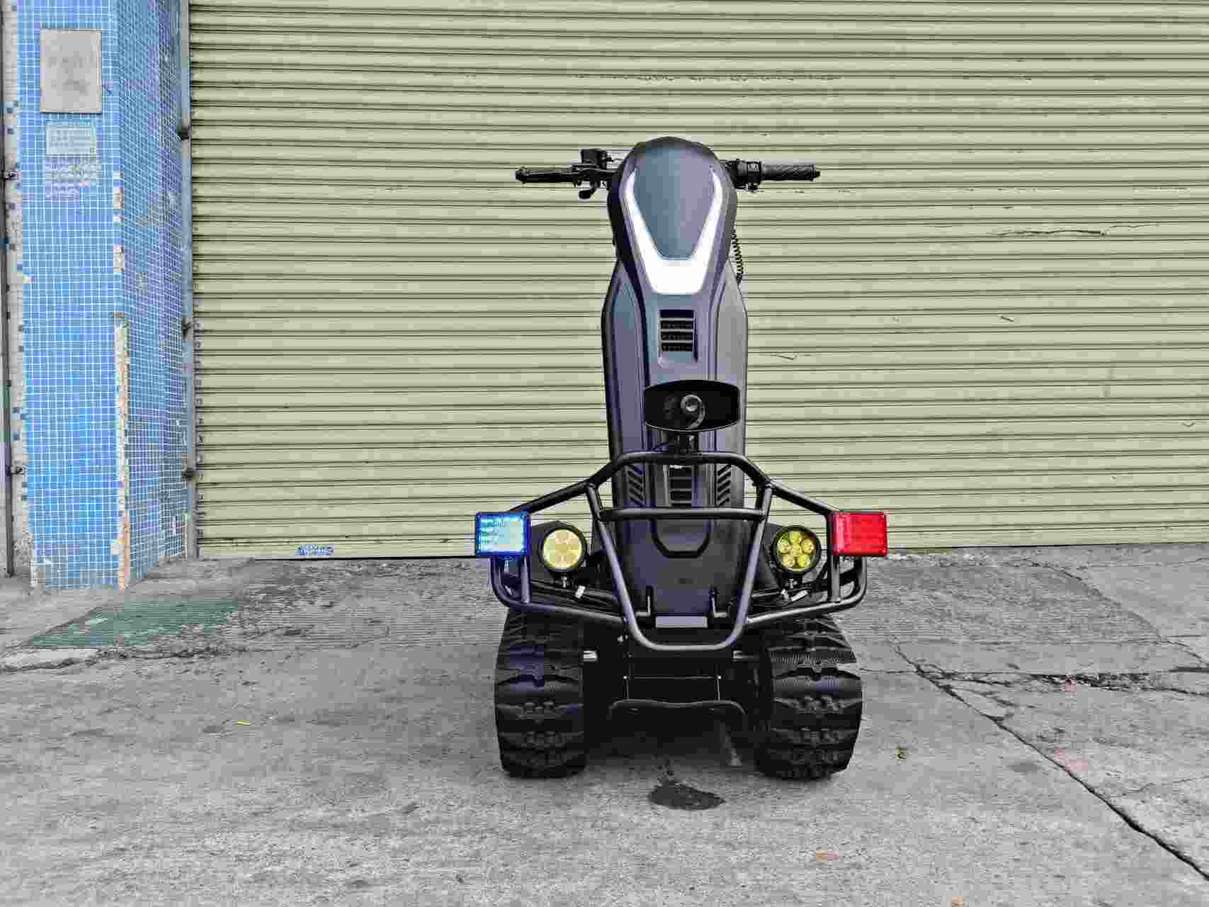 Innovatiivinen maastoauto paljastettu uutena poliisityökaluna